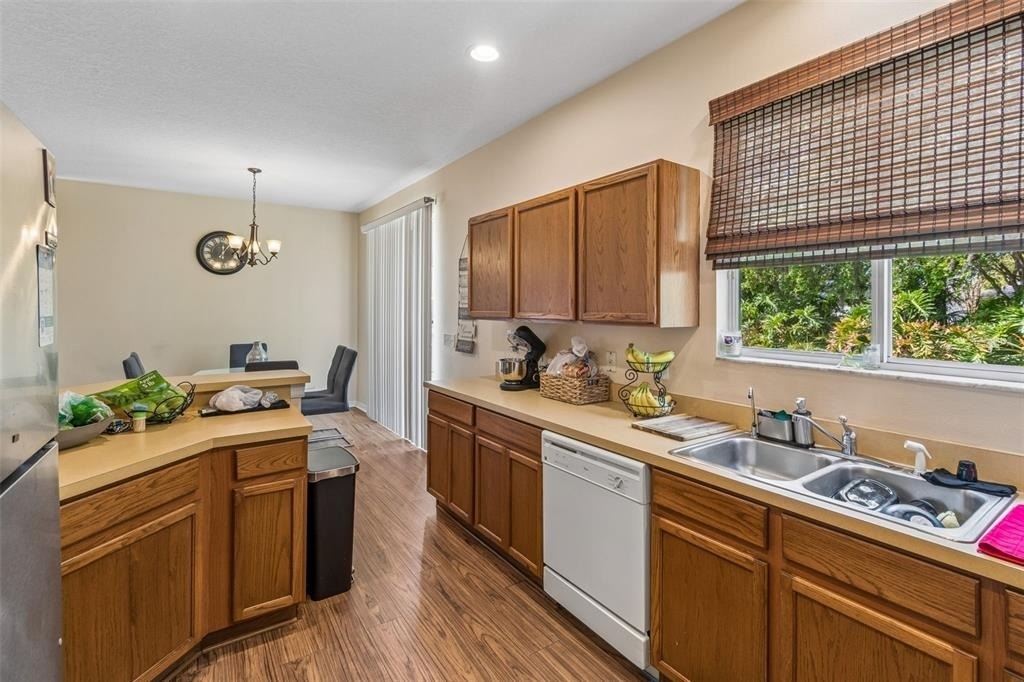 2401 Silvermoss Drive - Photo 16