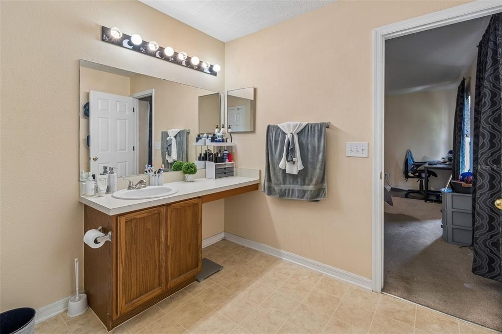 2401 Silvermoss Drive - Photo 34