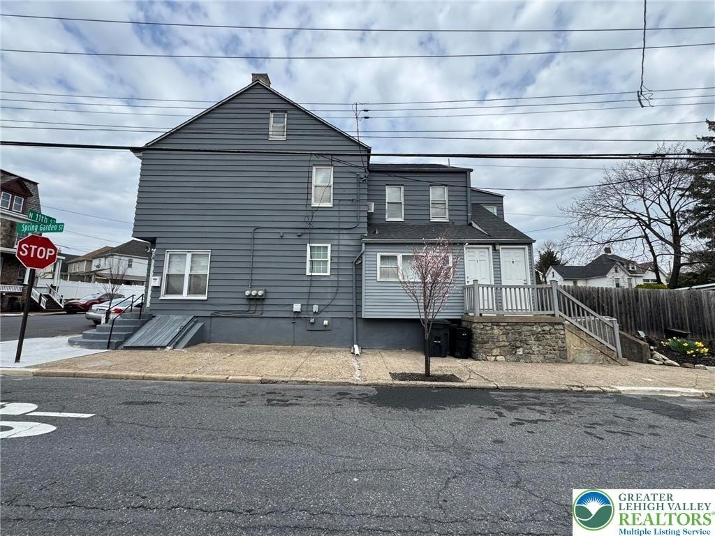 200 N 11th Street - Photo 1