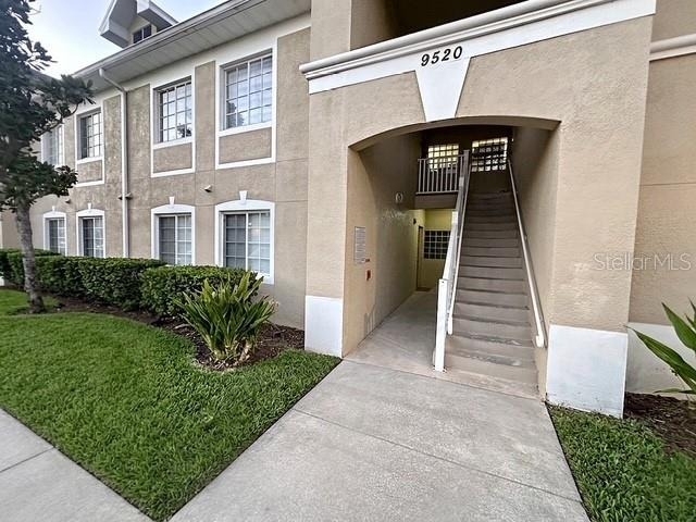 9520 Amberdale Court - Photo 2