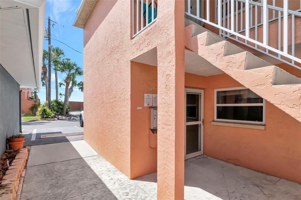 3514 Gulf Boulevard - Photo 2