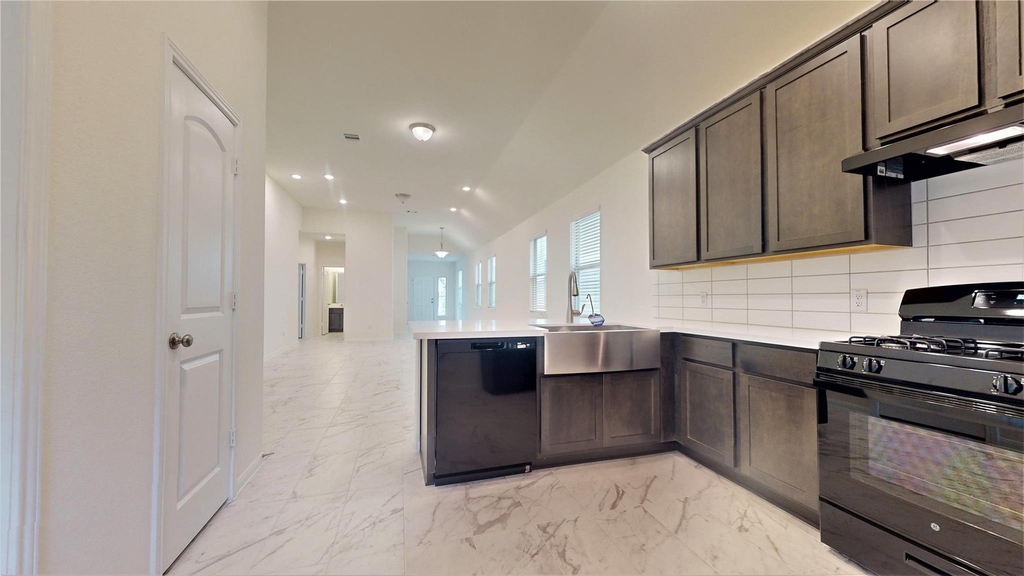 10434 Astor Point Trl - Photo 19