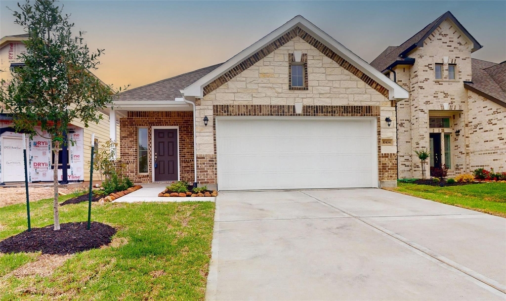 10434 Astor Point Trl - Photo 0