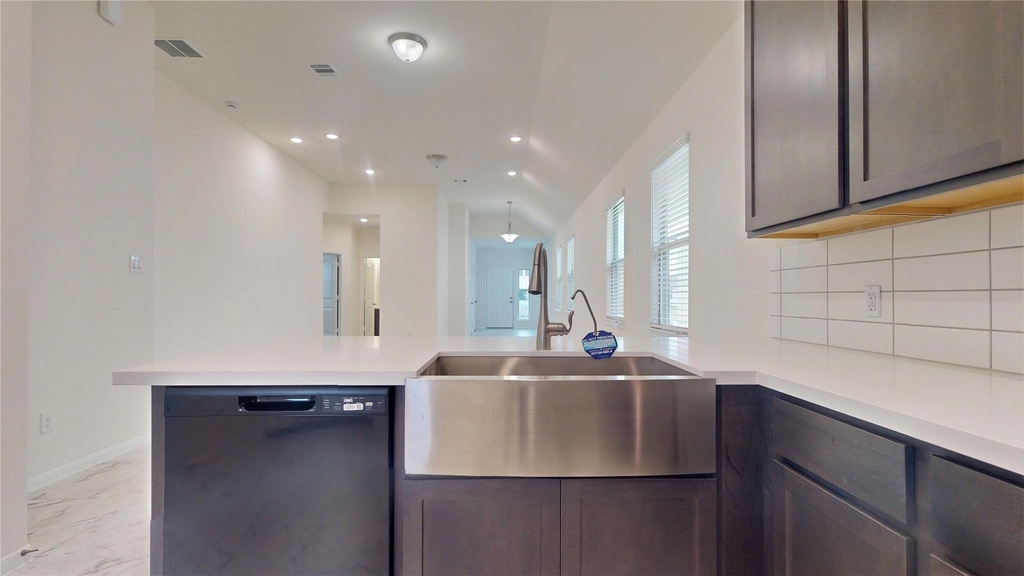 10434 Astor Point Trl - Photo 18