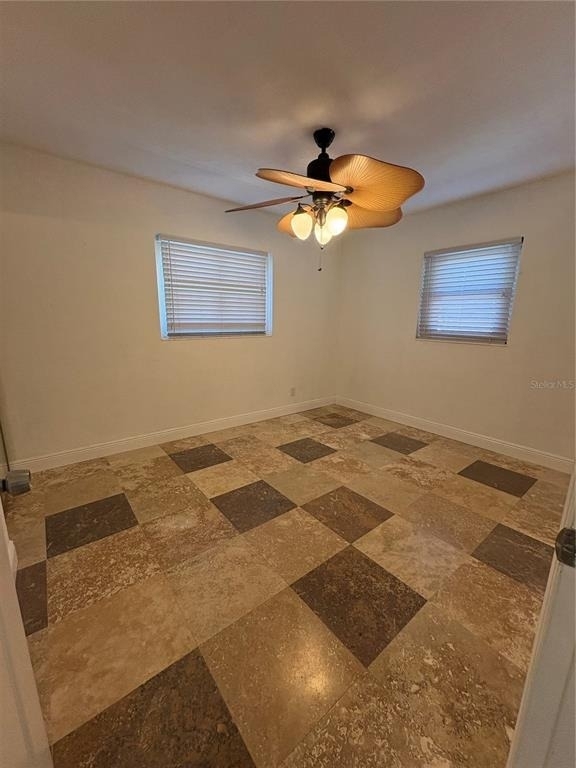 218 Lewis Boulevard Se - Photo 4