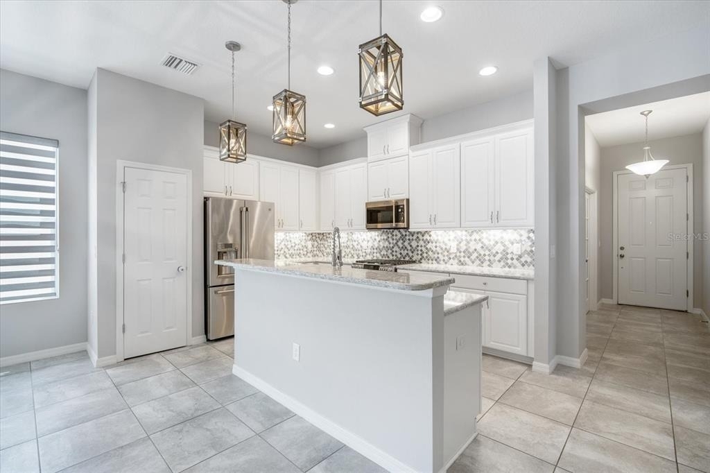 6523 Watson Road - Photo 5