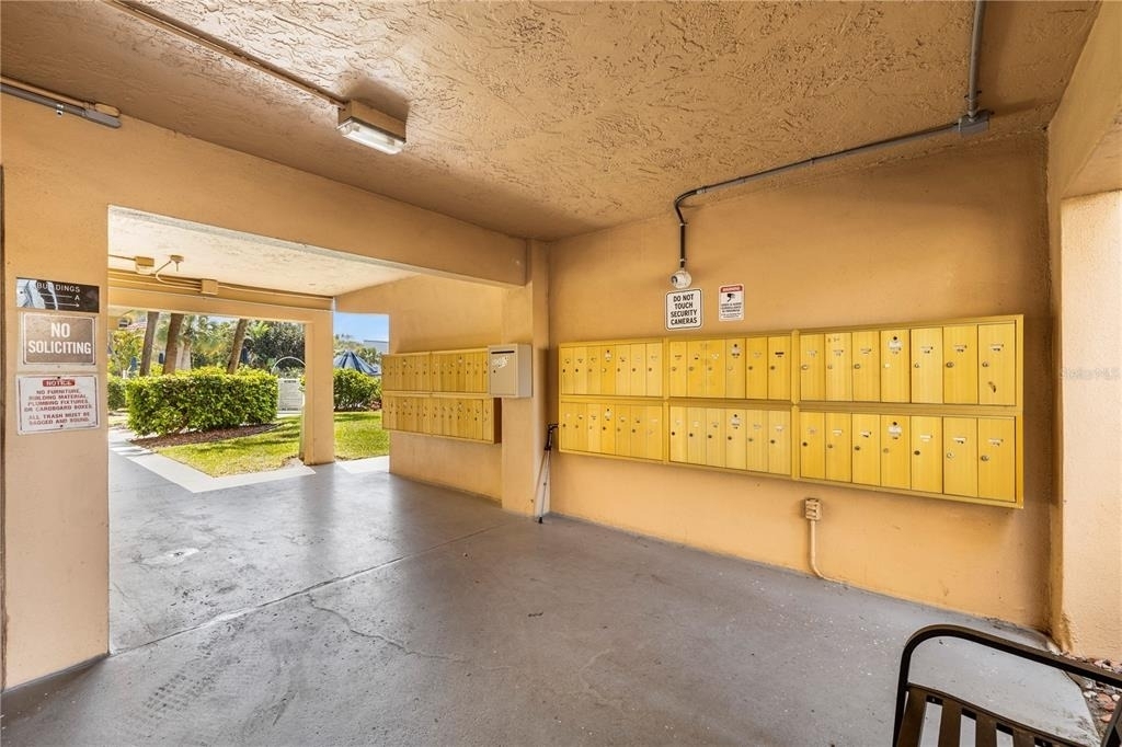 2525 W Bay Drive - Photo 28