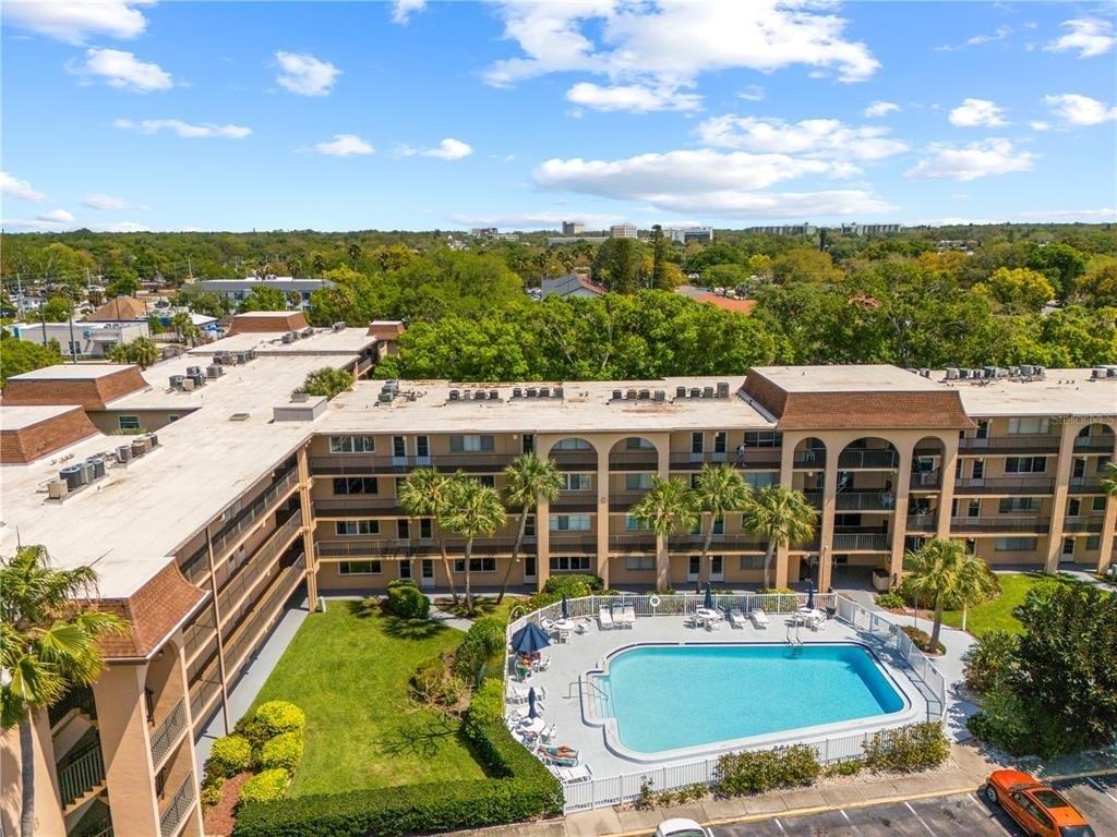 2525 W Bay Drive - Photo 30