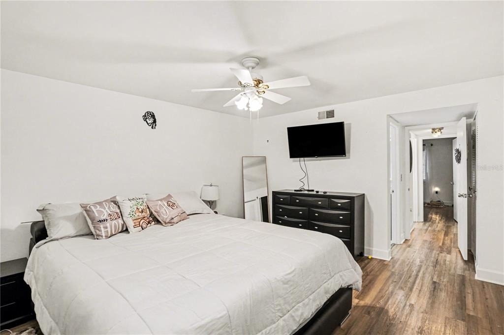 9802 Lombard Court - Photo 13