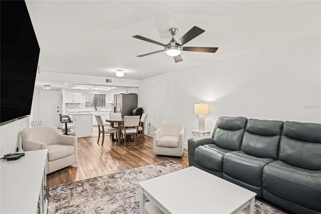 9802 Lombard Court - Photo 7