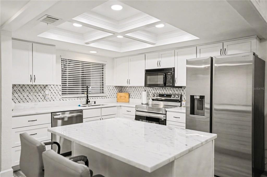 9802 Lombard Court - Photo 10