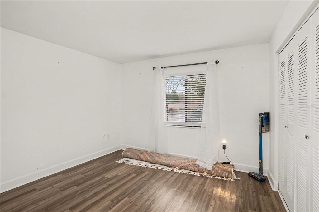 9802 Lombard Court - Photo 18