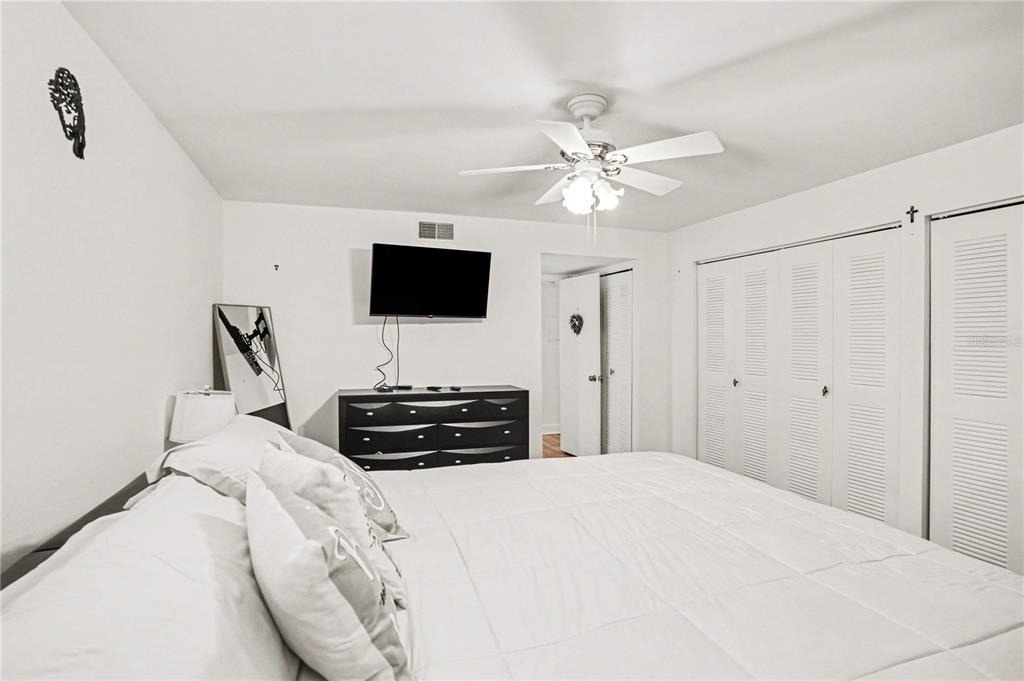 9802 Lombard Court - Photo 12