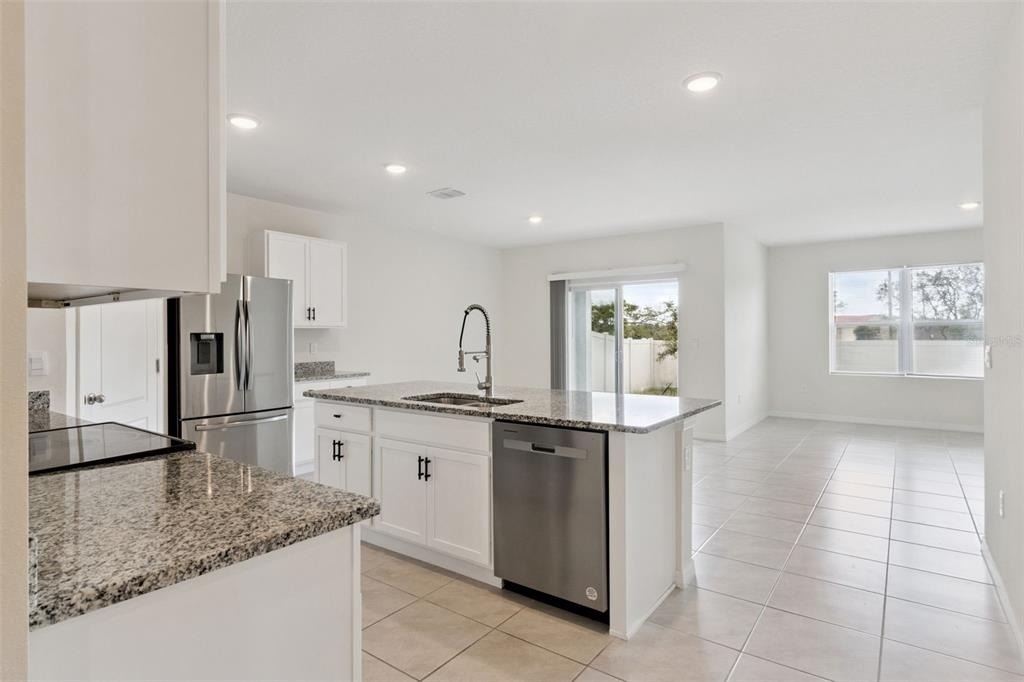 4373 Deleon Street - Photo 6