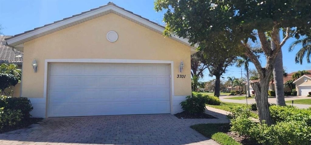 3701 Albacete Circle - Photo 0