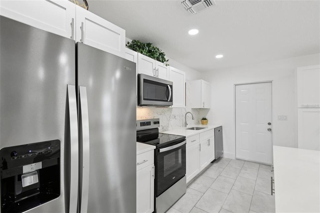 3530 Goodrich Avenue - Photo 11