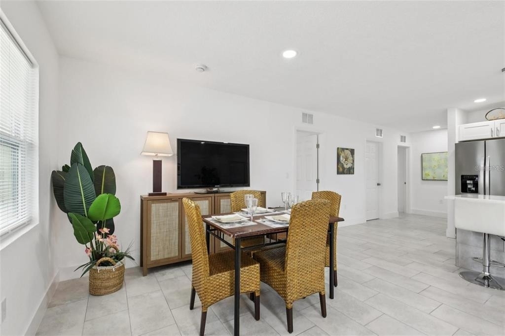 3530 Goodrich Avenue - Photo 5