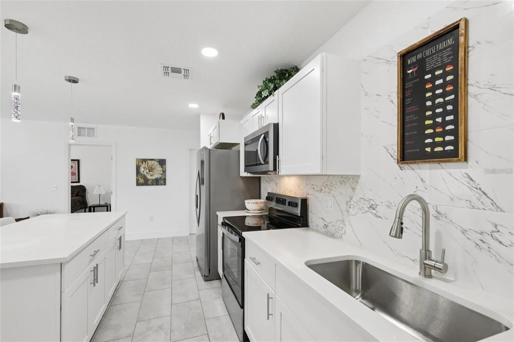 3530 Goodrich Avenue - Photo 12