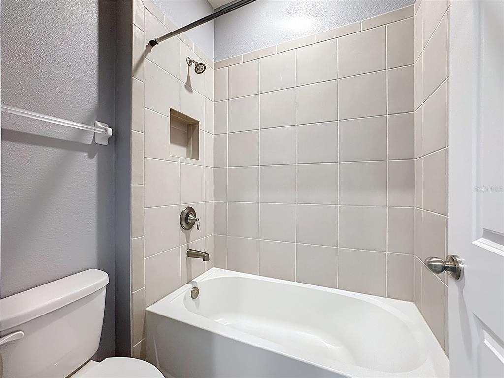 17535 Cantarina Cove - Photo 46
