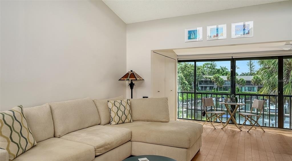 1611 Clower Creek Drive - Photo 5