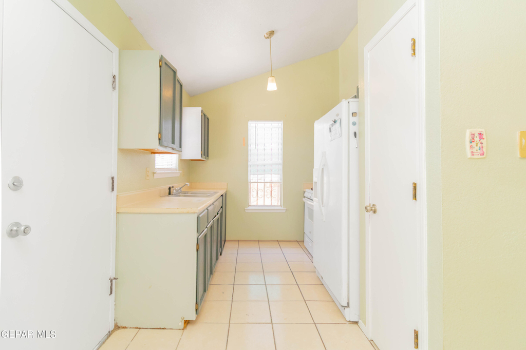 12056 Bellows Court - Photo 16