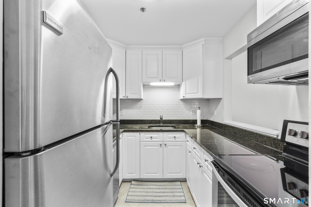 31 High Street - Photo 7