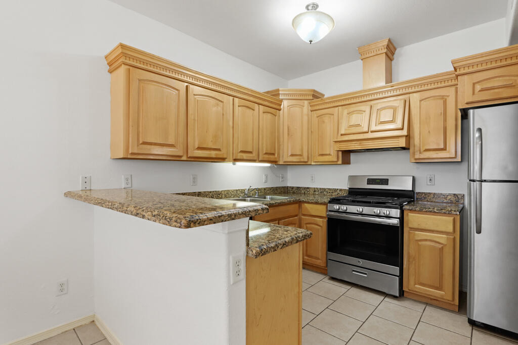561 Green Village Court - Photo 18