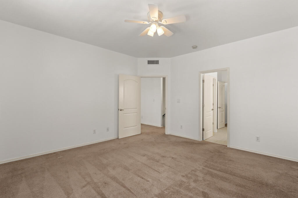 561 Green Village Court - Photo 30
