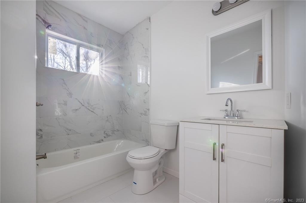340 Pleasantview Avenue - Photo 9