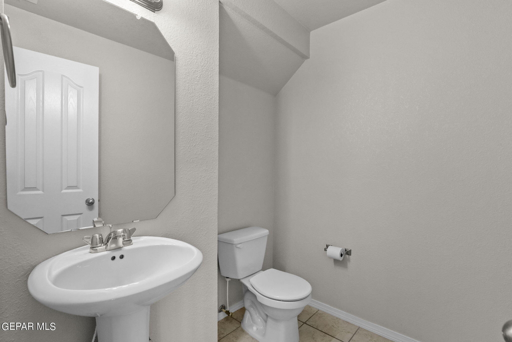 2240 Decamp Point Place - Photo 7