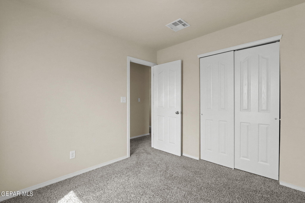 2240 Decamp Point Place - Photo 28