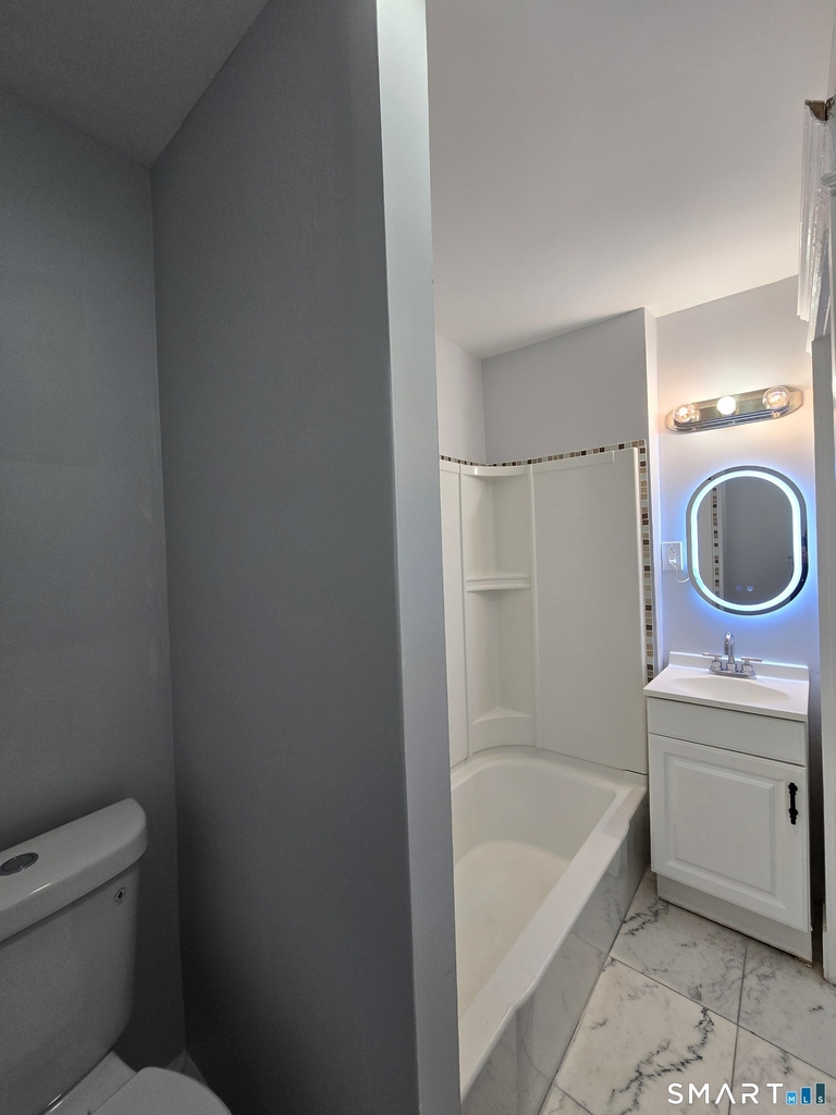 38 Beverly Avenue - Photo 9