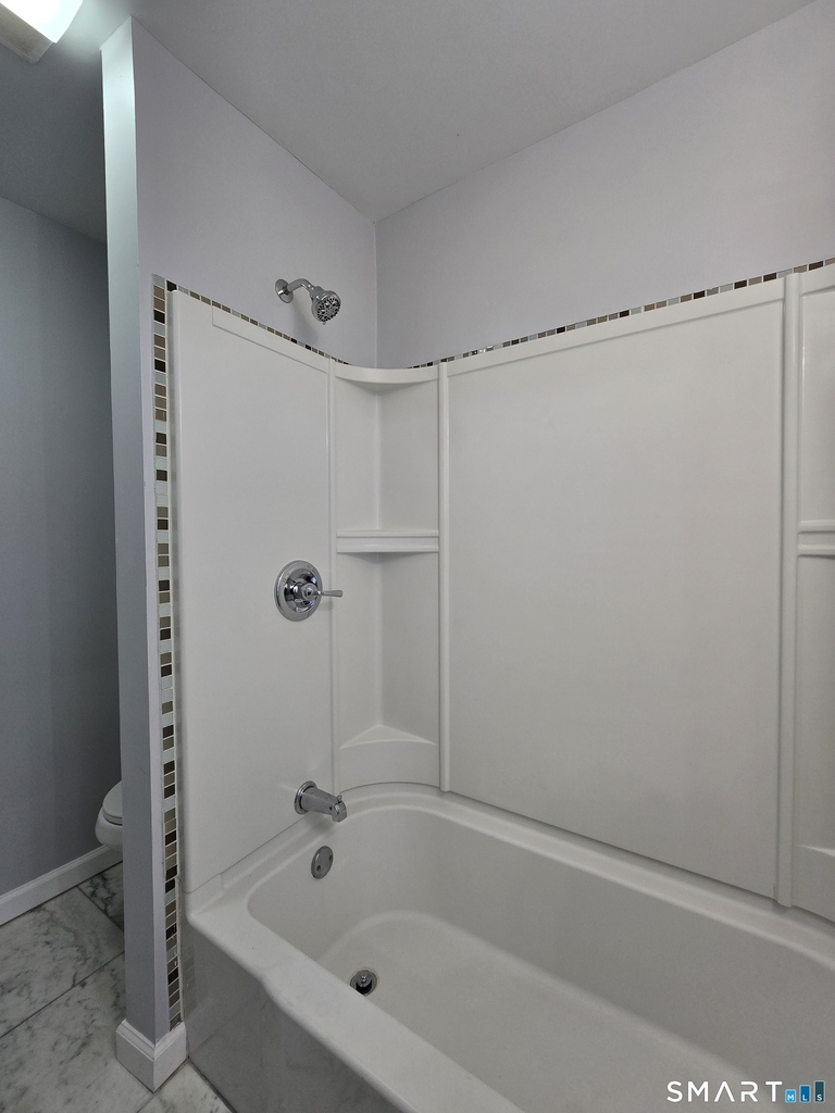 38 Beverly Avenue - Photo 10