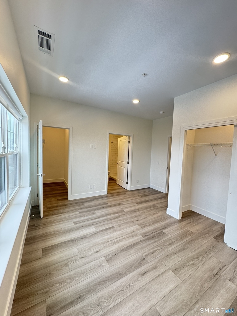 414 Berlin Turnpike - Photo 7