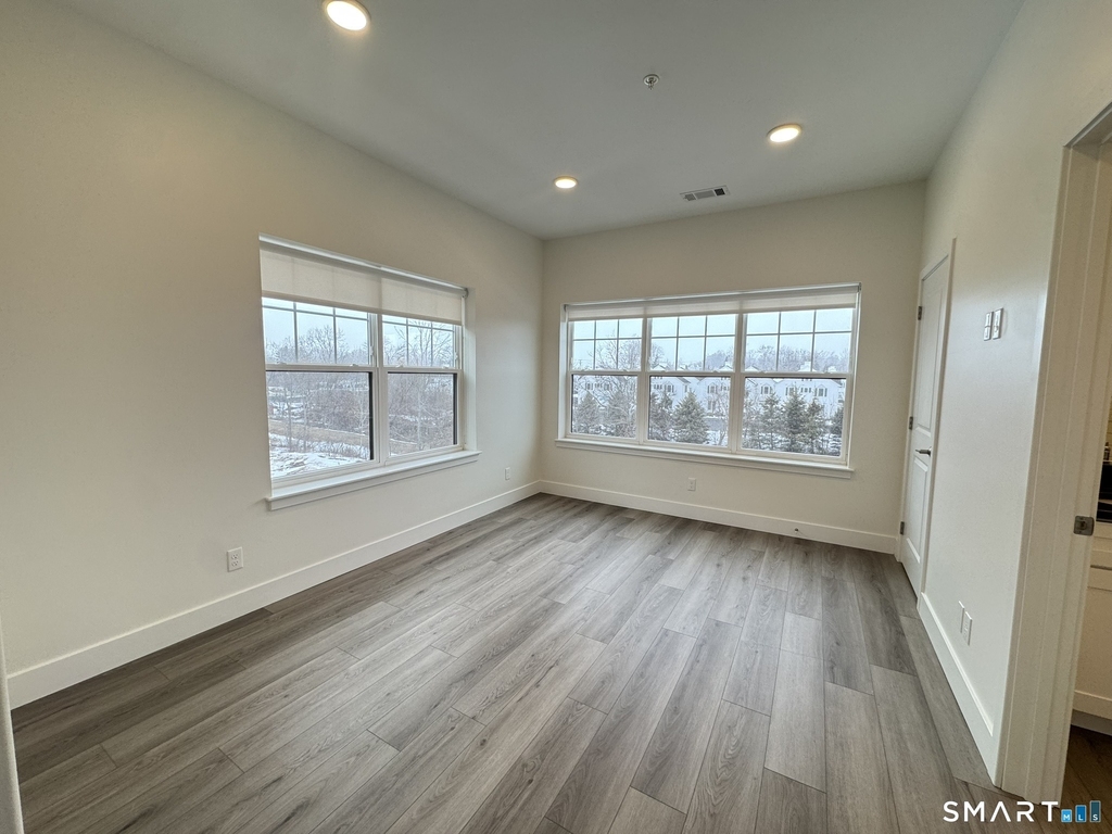 414 Berlin Turnpike - Photo 5