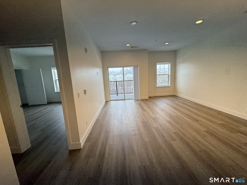 414 Berlin Turnpike - Photo 5