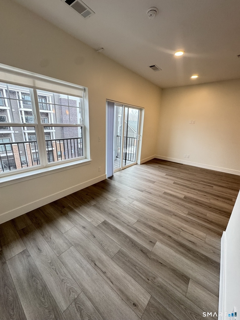 414 Berlin Turnpike - Photo 4