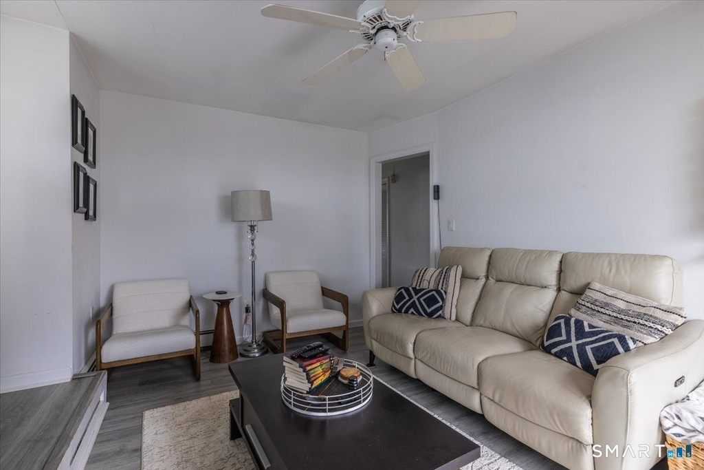 56 Linden Street - Photo 9