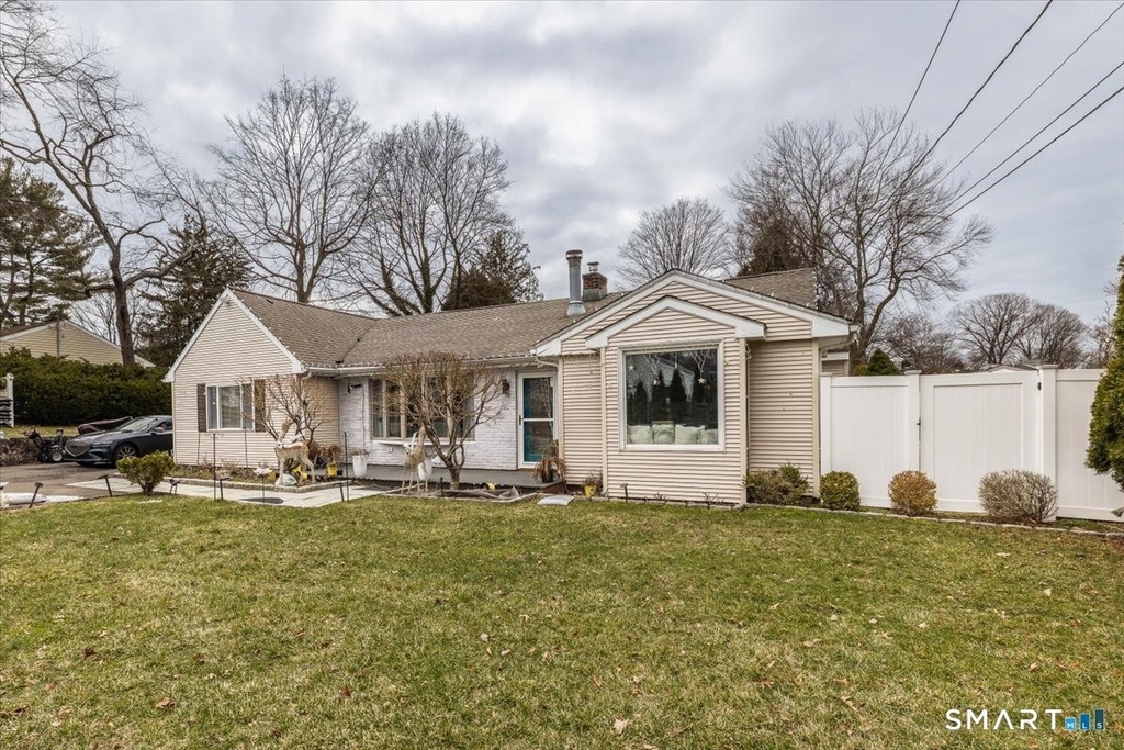 56 Linden Street - Photo 0
