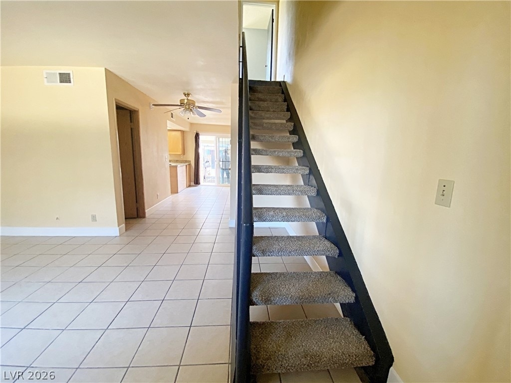 894 Rhinegold Way - Photo 3