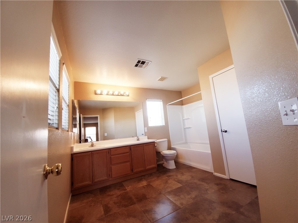 348 Bella Calabria Avenue - Photo 8