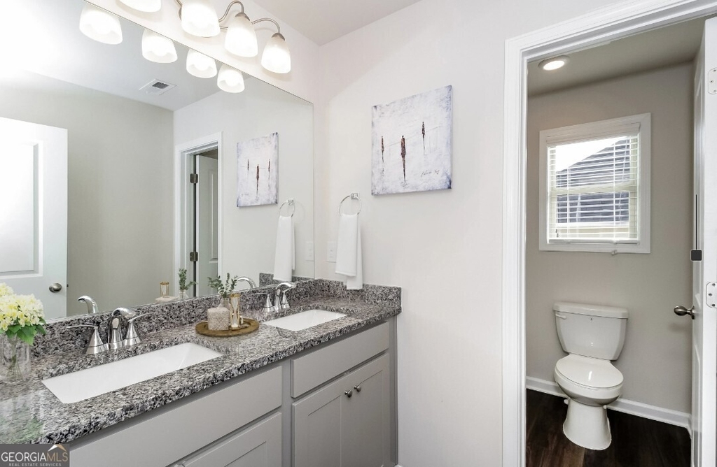 10 Silvercharm Way - Photo 10