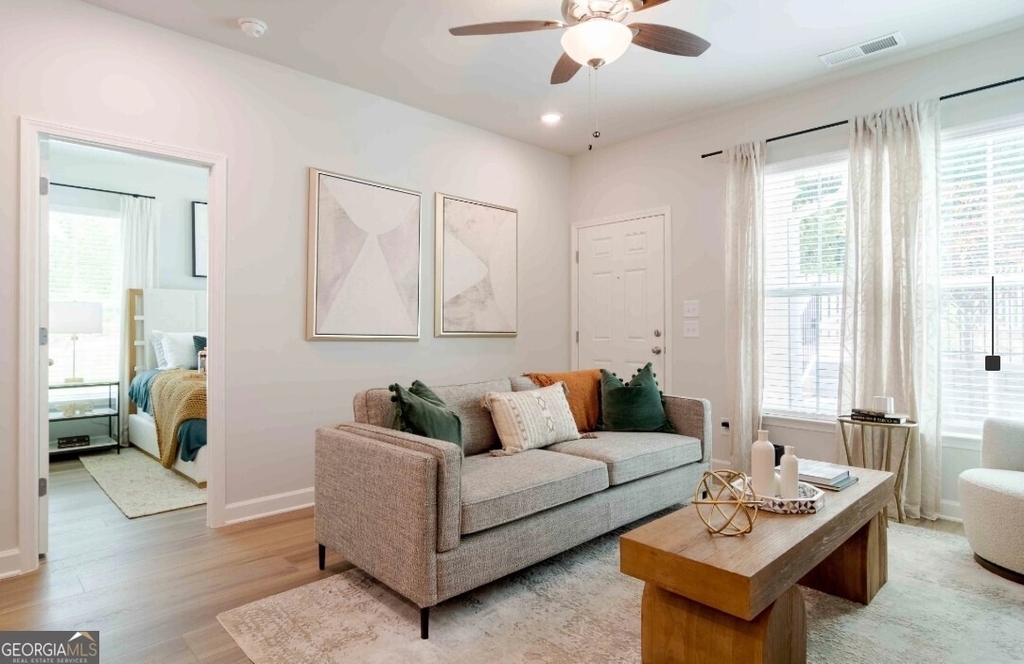 1151 Hunter Trail - Photo 3