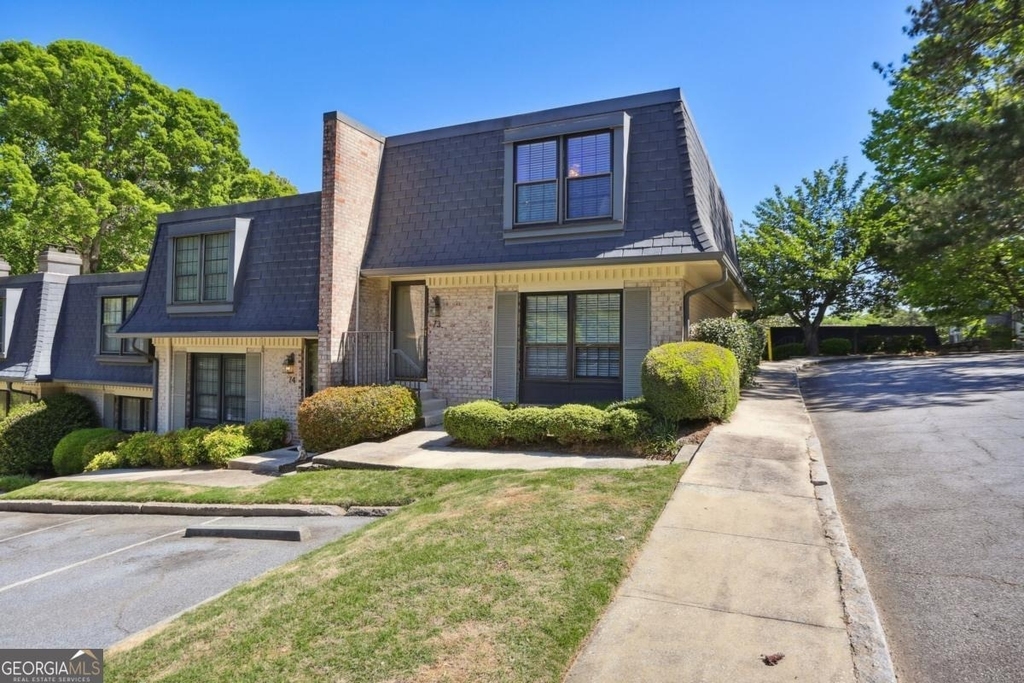 73 La Rue Place Nw - Photo 0