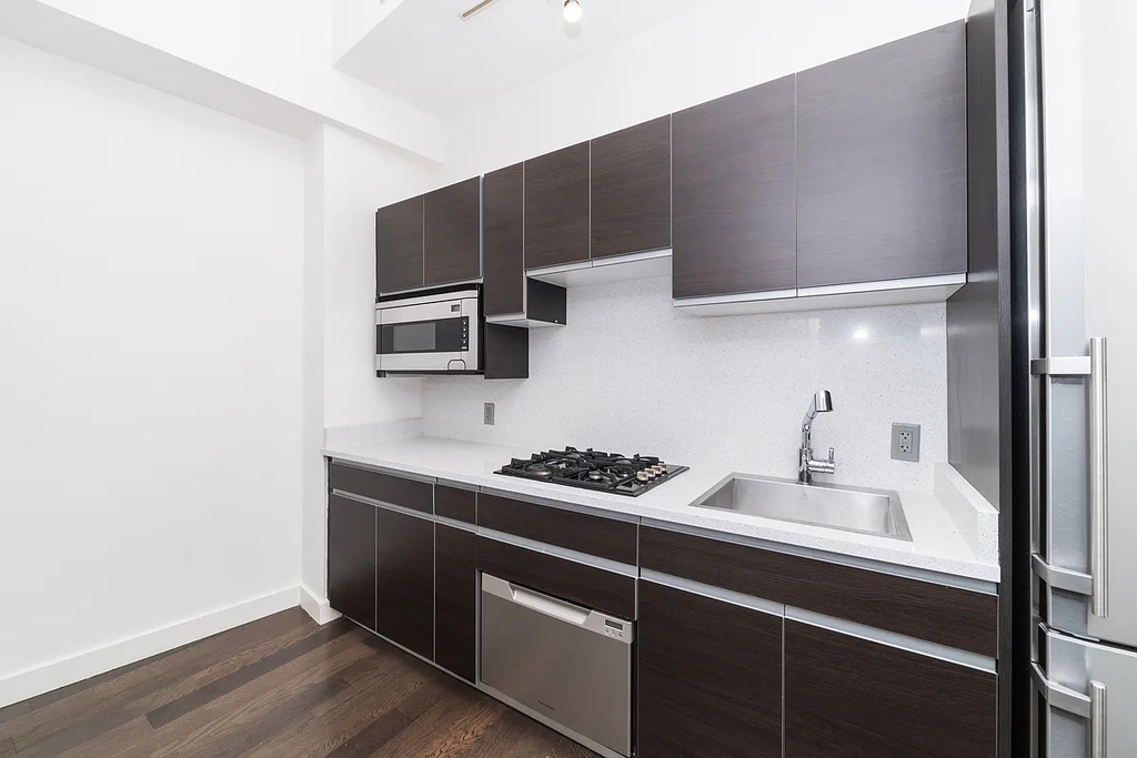 116 John Street - Photo 4
