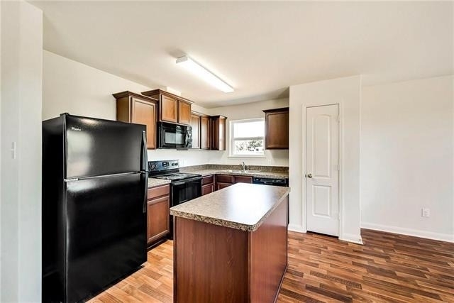 1810 Clegg Street - Photo 2