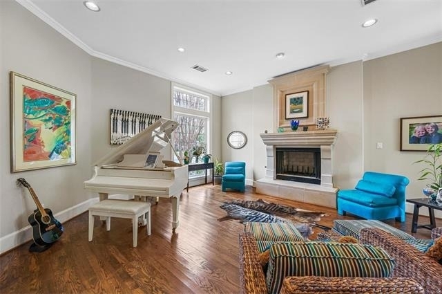 3320 Harvard Avenue - Photo 4