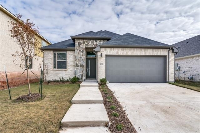 6127 Tawakoni Lane - Photo 0