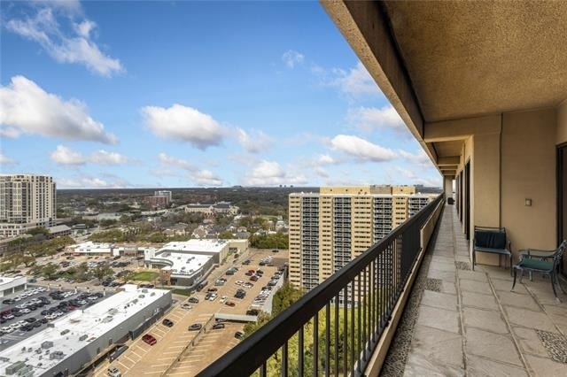 3831 Turtle Creek Boulevard - Photo 31