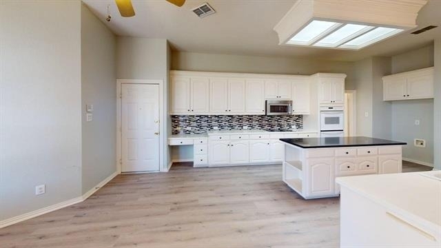 4513 Saint James Drive - Photo 4
